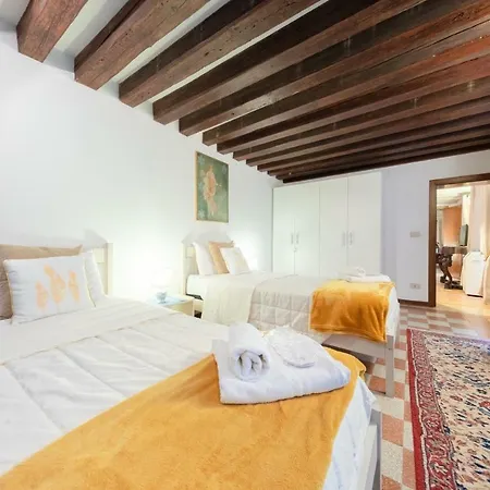Apartment Ca' Del Carro Family